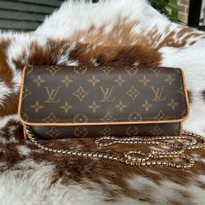 Louis Vuitton Twin GM